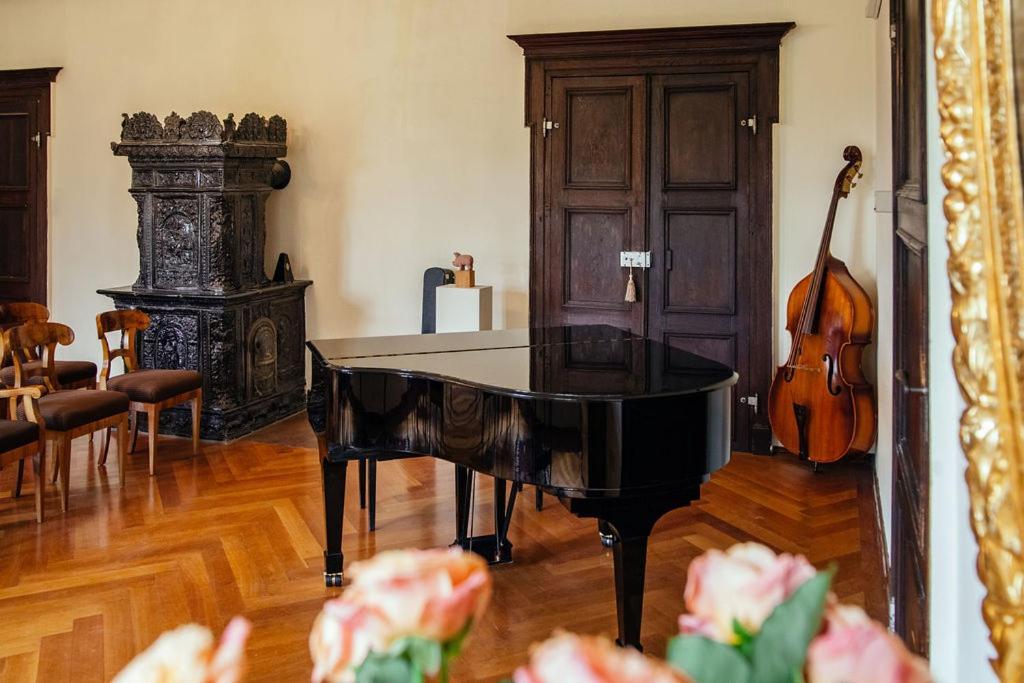 Schlossgut Tunzenberg Mengkofen Exteriör bild